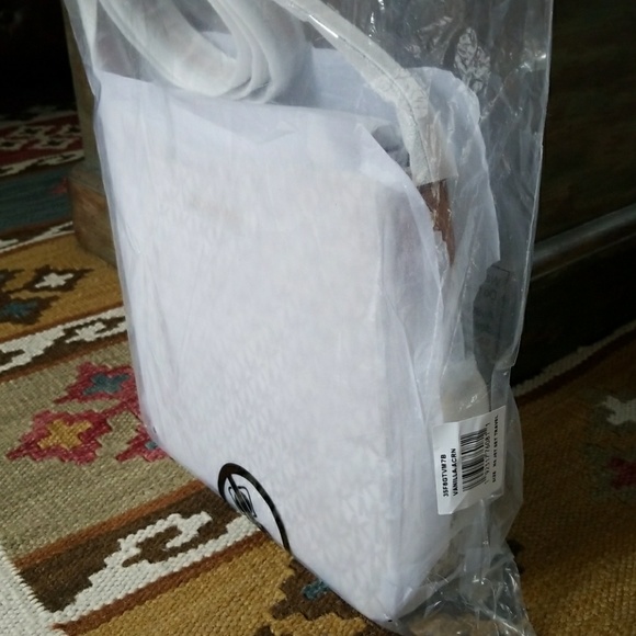 Michael Kors Vanilla Crossbody Messenger Bag - Picture 6 of 6